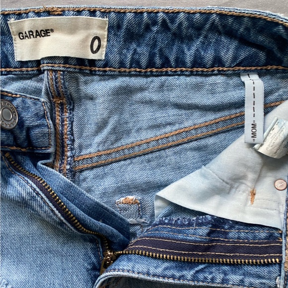 Garage Shorts - Picture 3 of 3